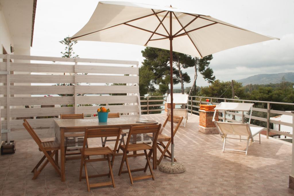 Villa Orizzonte Mare à Fontane Bianche Extérieur photo