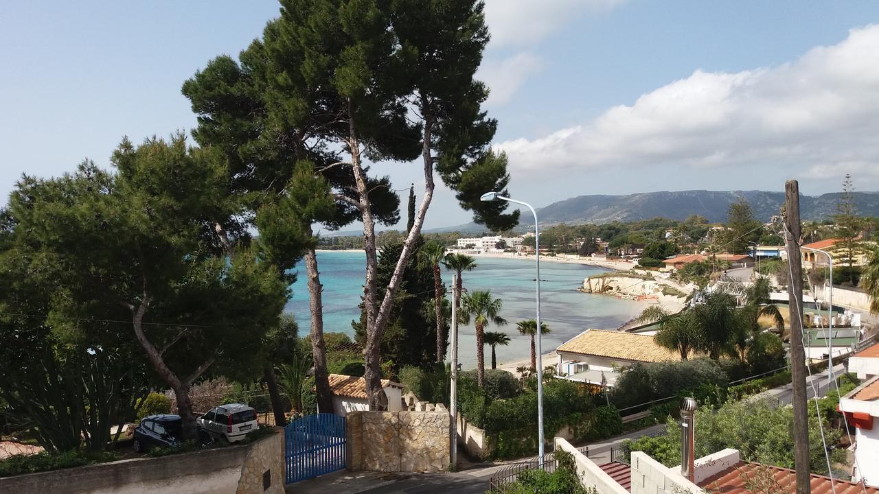 Villa Orizzonte Mare à Fontane Bianche Extérieur photo